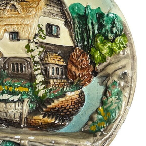 Vintage Chalkware Wall Plaque Toronto Canada Character Creations Handmade 11.5" - Picture 3 of 8